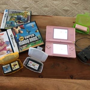 Pink Nintendo DS lite & games! Great condition